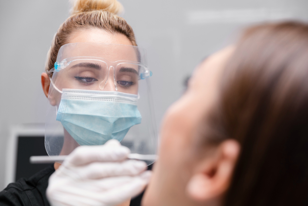 Implanty dla seniorów - jakie są etapy leczenia?